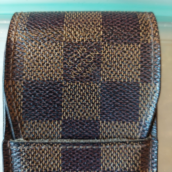 Louis Vuitton Cigarette Case - Picture 2 of 9